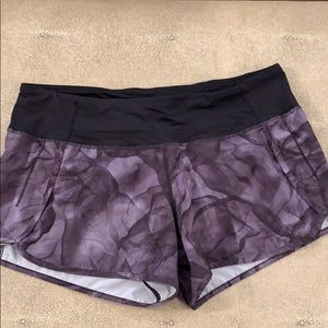 RARE print run times lululemon short